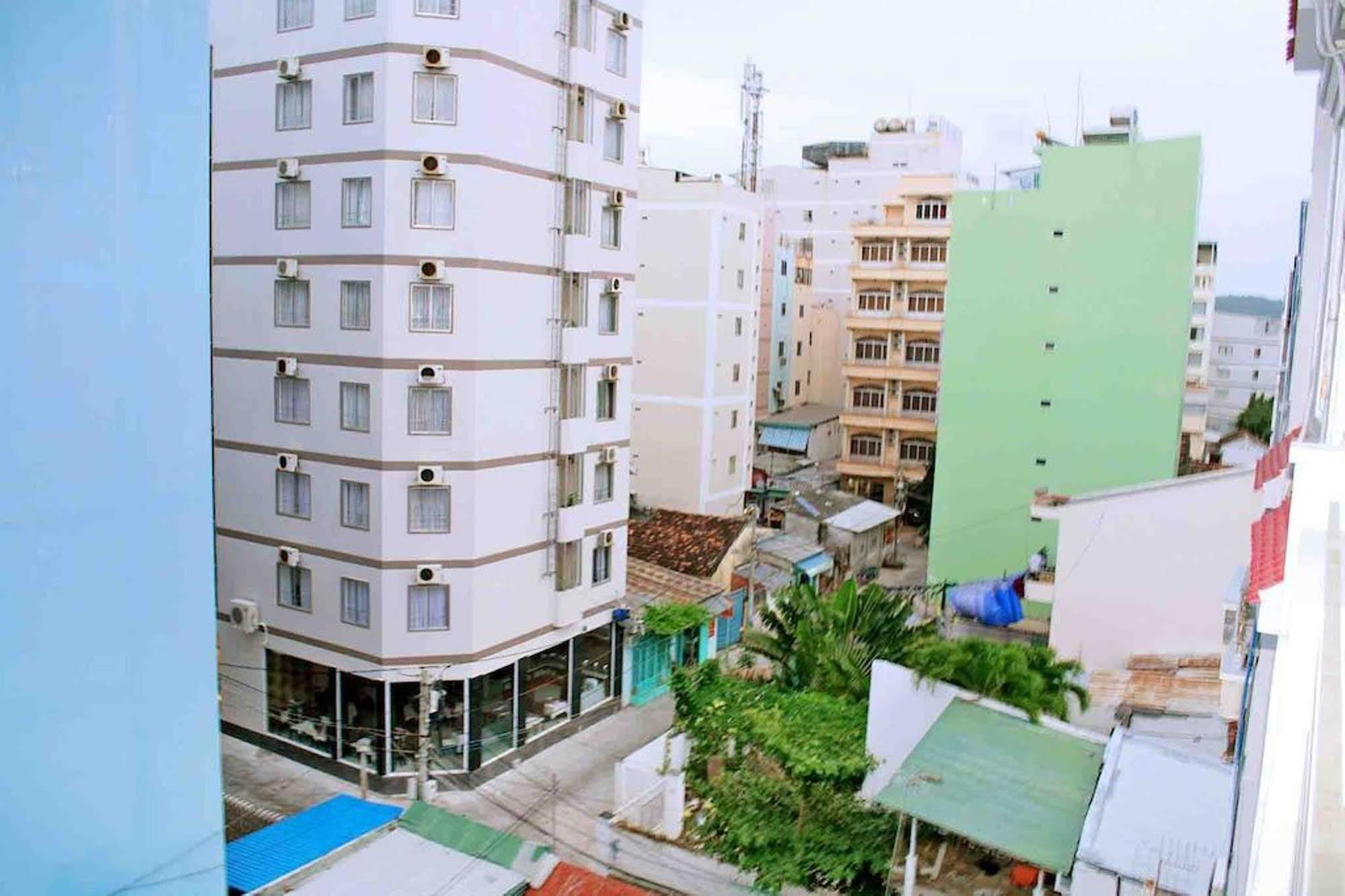 Ht3 Hotel Нячанг Екстер'єр фото